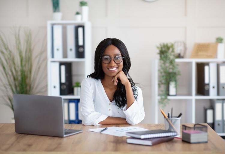Nigerian and Canadian flags with the headline Canada Jobs from Nigeria